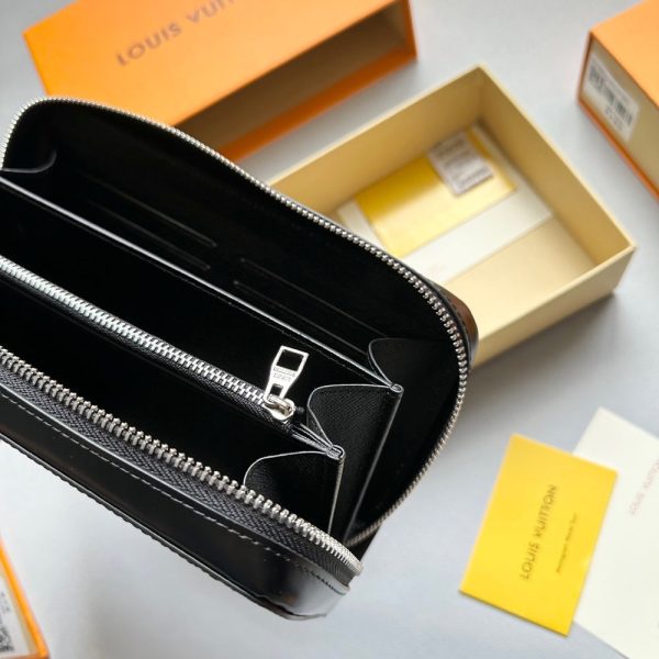 New Fashion Wallet H550 TEN New Fashion Wallet H550 TEN