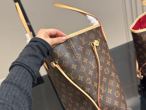 Modern Luxury Daily Bag L5208 FSC Modern Luxury Daily Bag L5208 FSC