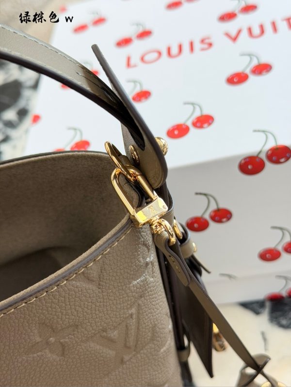 New Fashion LV Handbag LV2510283 QA