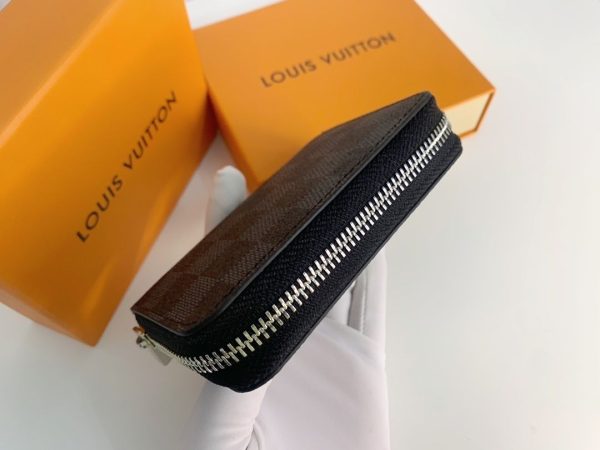 New Fashion Wallet 303 TEN