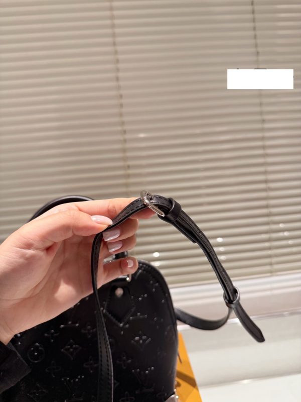 New Fashion LV Handbag LV2511195 QA