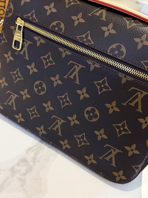New Fashion Bag L306 TEN New Fashion Bag L306 TEN
