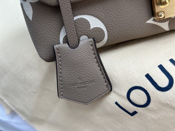 Modern Luxury Daily Bag L5249 FSC