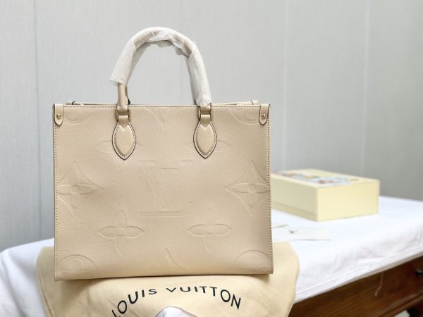Modern Luxury Daily Bag L5247-1 FSC