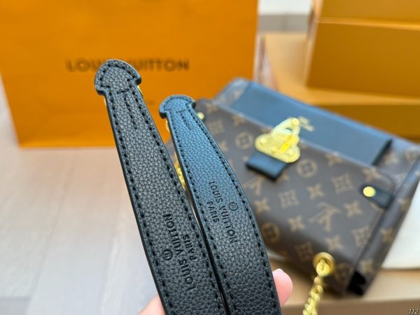 New Fashion LV Handbag LV25111810 QA