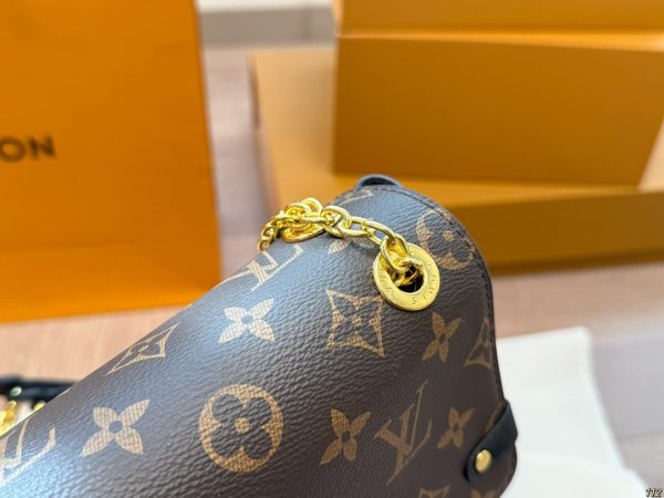 New Fashion LV Handbag LV25111810 QA
