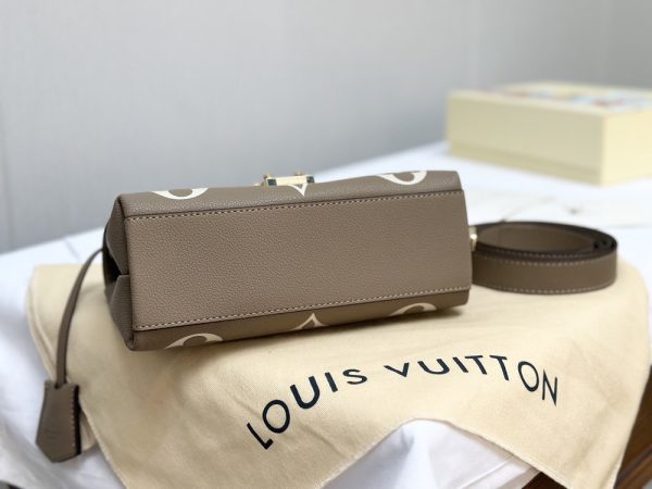 Modern Luxury Daily Bag L5249 FSC