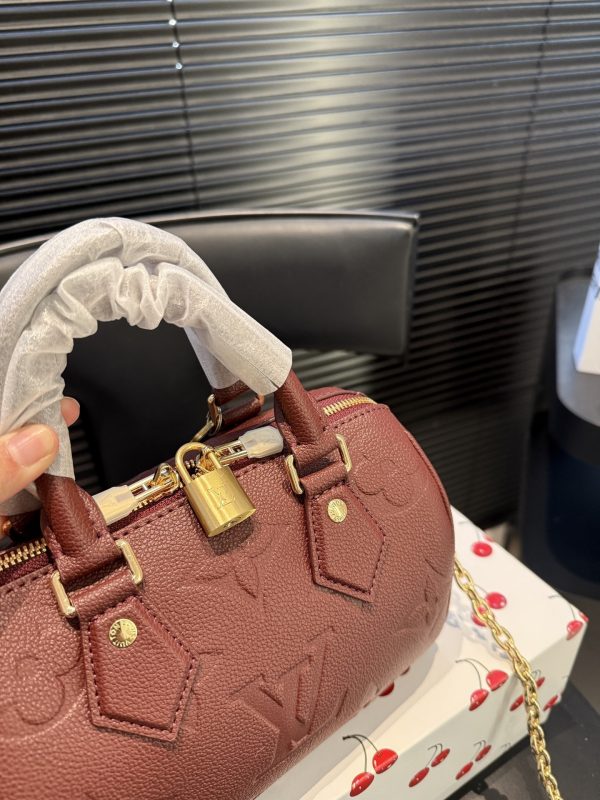 New Fashion LV Handbag 46518 QA New Fashion LV Handbag 46518 QA