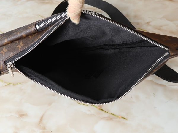 Luxury LV Handbag M26730 BC
