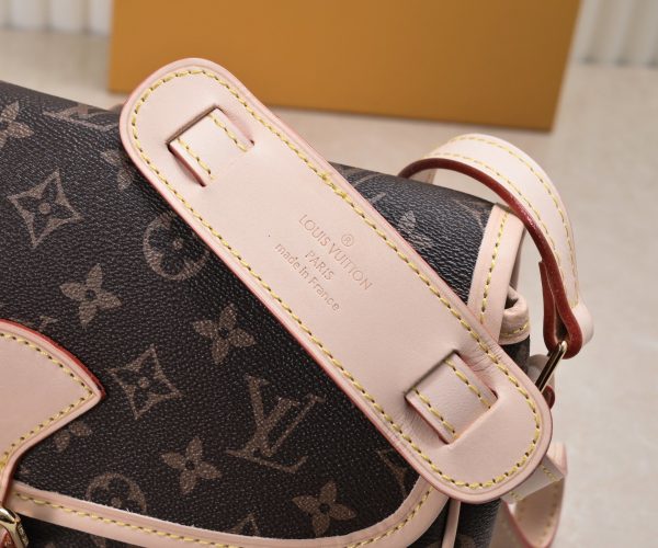 Luxury LV Handbag M42250 BC