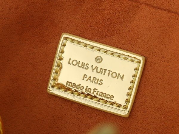 Luxury LV Handbag M26335-M82717 BC