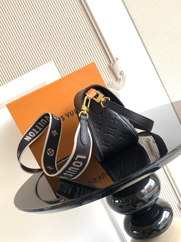 New Fashion LV Handbag M46386 QA