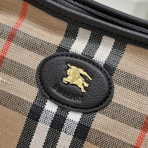 New Fashion Burberry Handbag 8397 QA