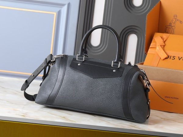 Luxury LV Handbag M14700-M26563-M14702.4 BC