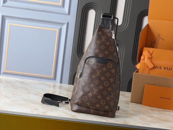 Luxury LV Handbag M26730 BC