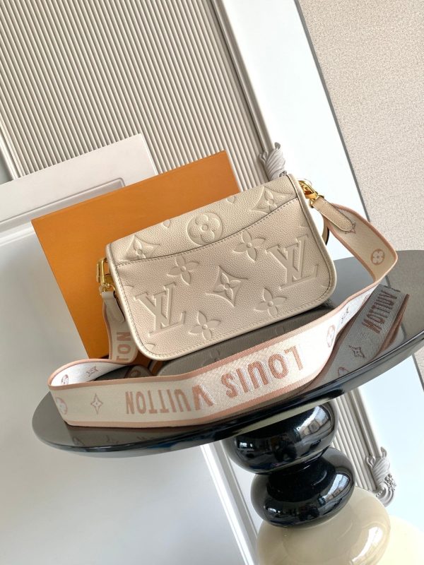 New Fashion LV Handbag M46386 QA
