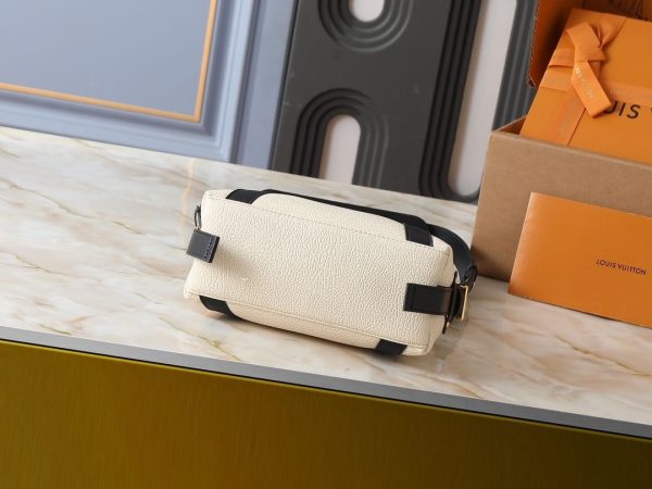 Luxury LV Handbag M14700-M26563-M14702 BC