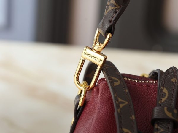Luxury LV Handbag M26037-M26451 BC