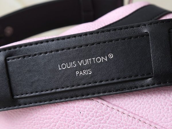 Luxury LV Handbag M14700-M26563-M14702.4 BC