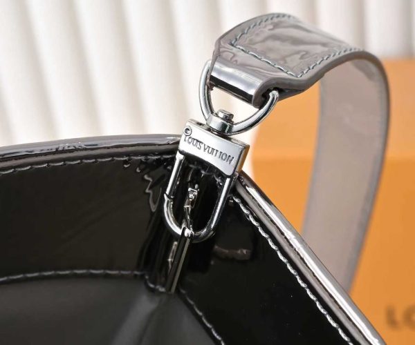 Luxury LV Handbag M24457 BC