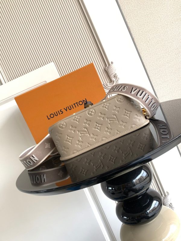 New Fashion LV Handbag M46386 QA
