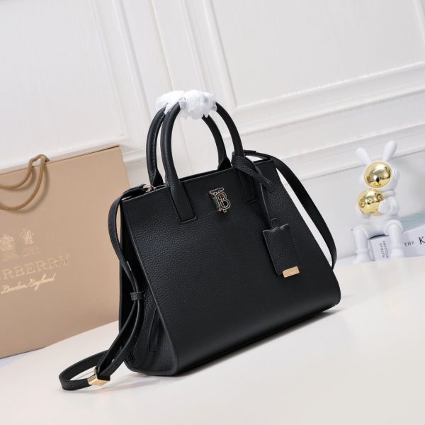 New Fashion Burberry Handbag 8376 QA