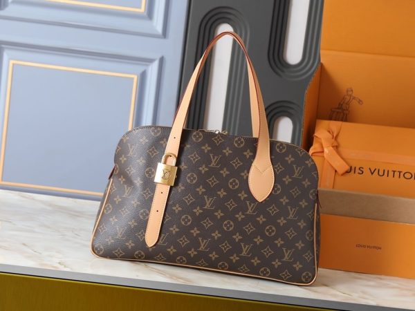 Luxury LV Handbag M26688-M26257 BC Luxury LV Handbag M26688-M26257 BC