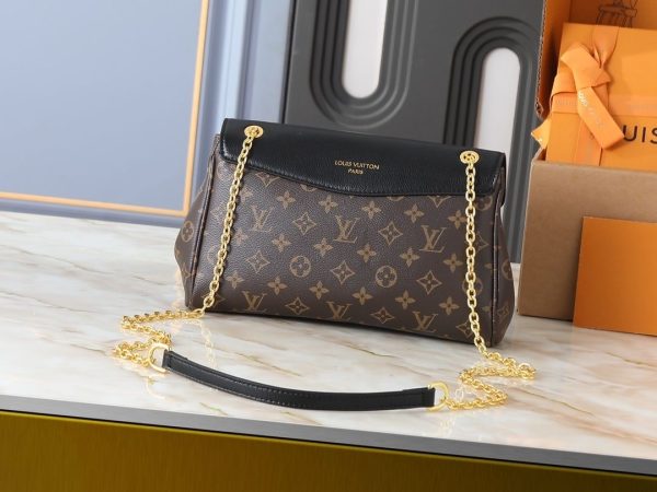 Luxury LV Handbag M26285-M27065-M26398-M27067.1 BC