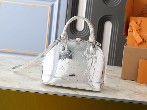 Luxury LV Handbag M26335-M53152 BC