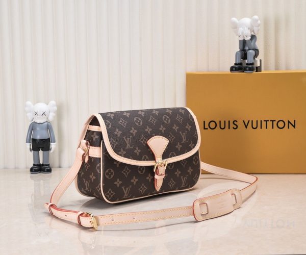 Luxury LV Handbag M42250 BC