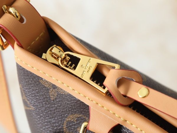 Luxury LV Handbag M27578 BC