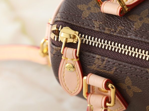 Luxury LV Handbag M81085-M27107-M82450 BC