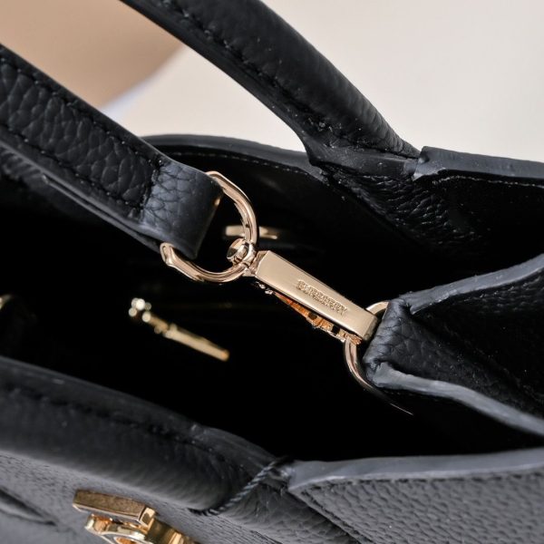 New Fashion Burberry Handbag 8376 QA