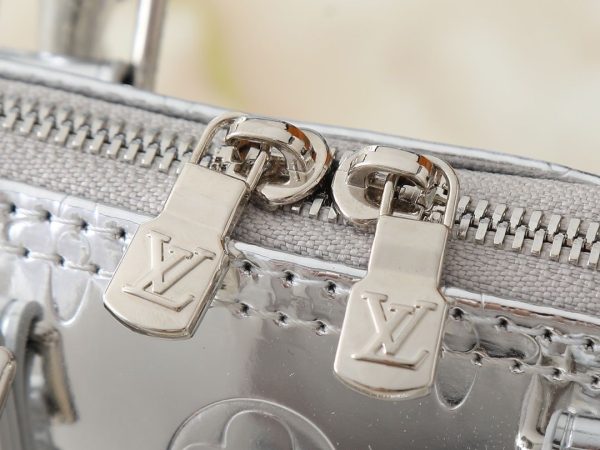 Luxury LV Handbag M26335-M82717 BC