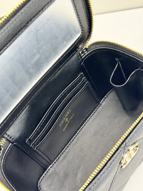 Luxury CN Handbag 120 BC Luxury CN Handbag 120 BC