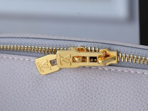 Luxury LV Handbag M26037-M26451 BC