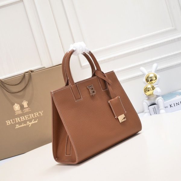 New Fashion Burberry Handbag 8376 QA