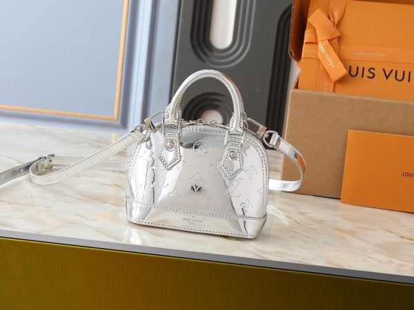 Luxury LV Handbag M26335-M82717 BC