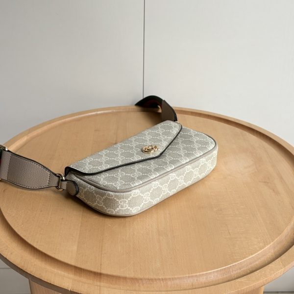 Luxury GG Handbag 764961 BC