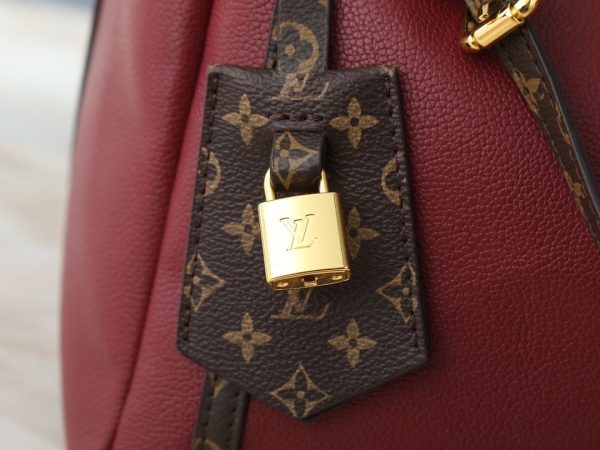 Luxury LV Handbag M26037-M26451 BC