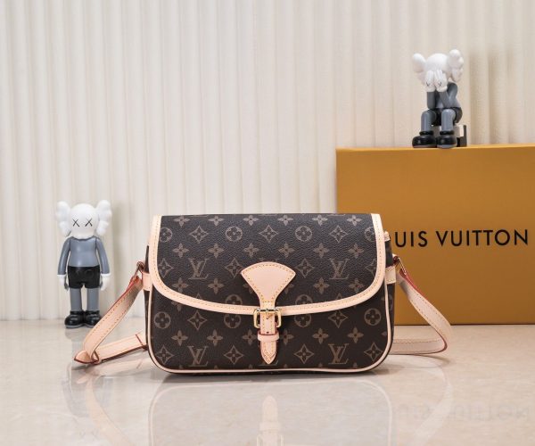 Luxury LV Handbag M42250 BC
