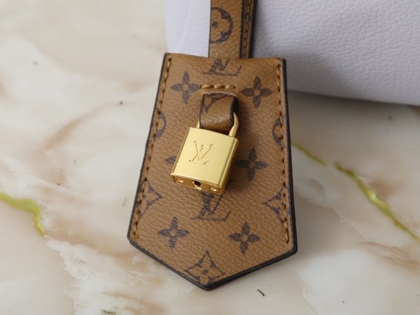 Luxury LV Handbag M26037-M26451 BC