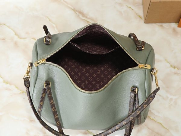 Luxury LV Handbag M26037-M26451 BC