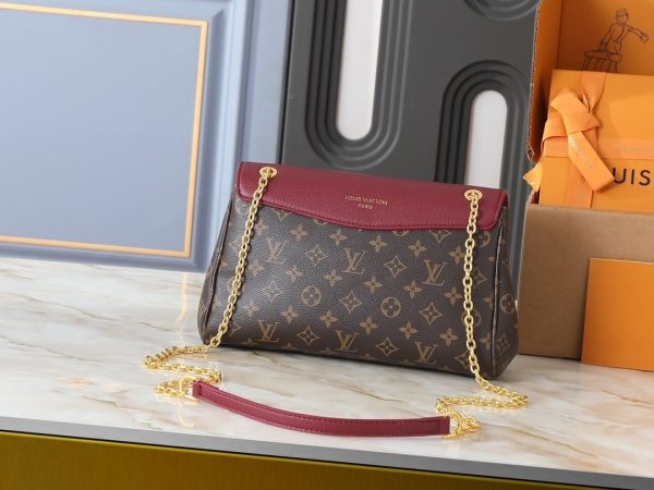 Luxury LV Handbag M26285-M27065-M26398-M27067.1 BC