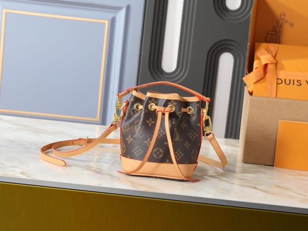 Luxury LV Handbag M82933-M46291-M81266 BC