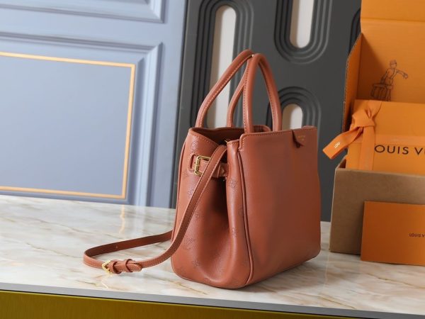 Luxury LV Handbag M26501-M26502-M27040-M26338 BC