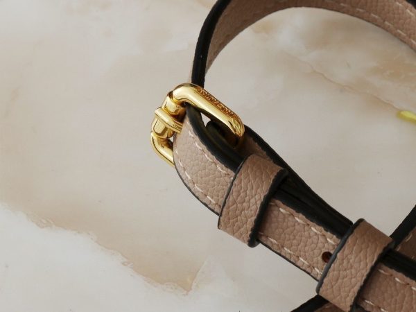 Luxury LV Handbag M82933-M46291-M81266 BC
