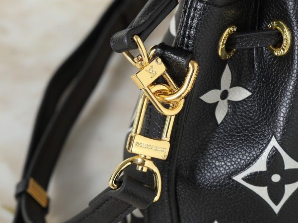 Luxury LV Handbag M82933-M46291-M81266 BC