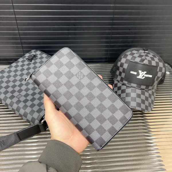New Fashion LV Handbag LV062410 QA