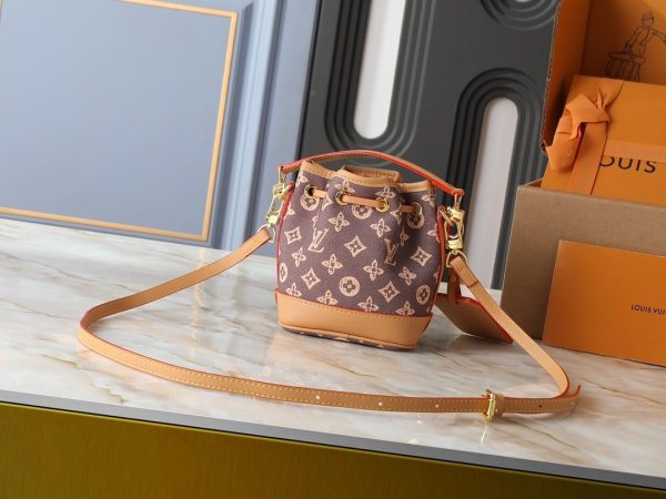 Luxury LV Handbag M27699-M81266 BC